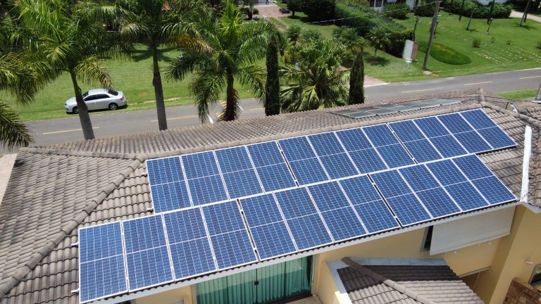 Leia mais sobre o artigo Sistema Residencial 8,04 kWp