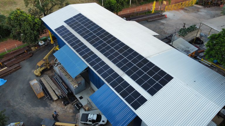 Leia mais sobre o artigo Sistema Industrial 72,60 kWp